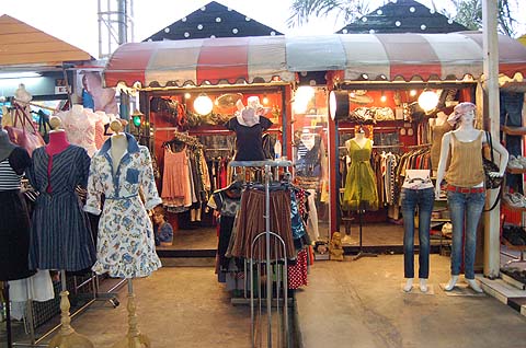 Photo by :: �����