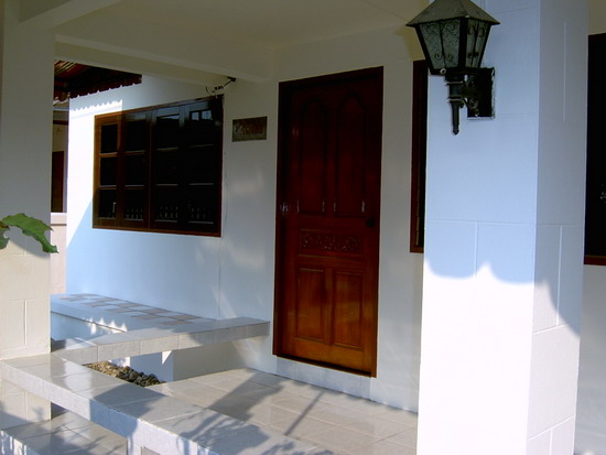 Photo by :: �����