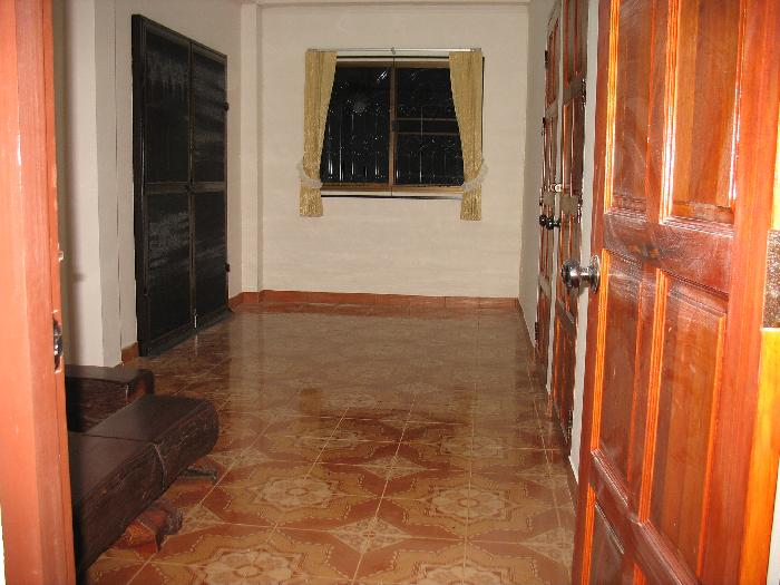 Photo by :: ����