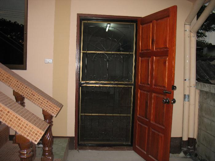 Photo by :: ����