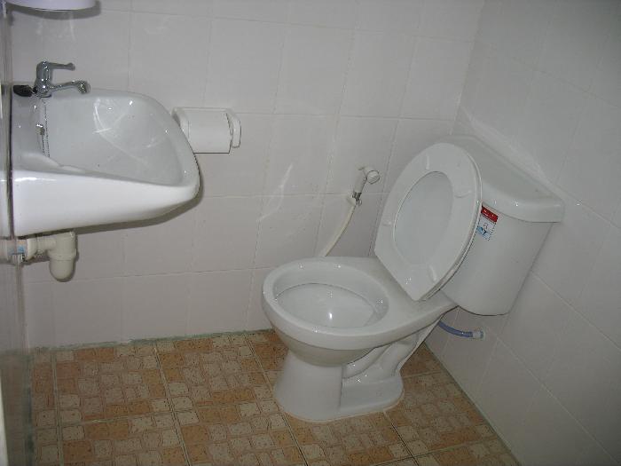 Photo by :: ����