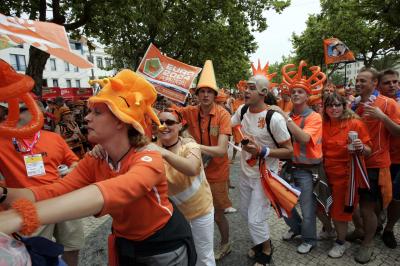 Photo by :: ���