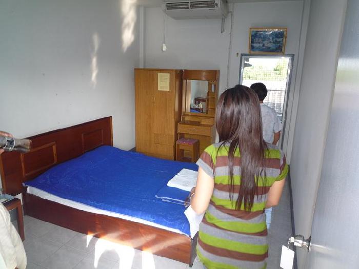 Photo by :: ����