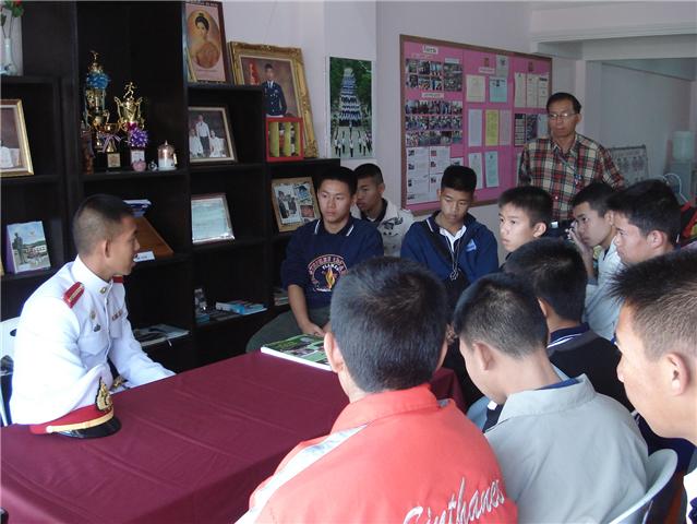 Photo by :: �����