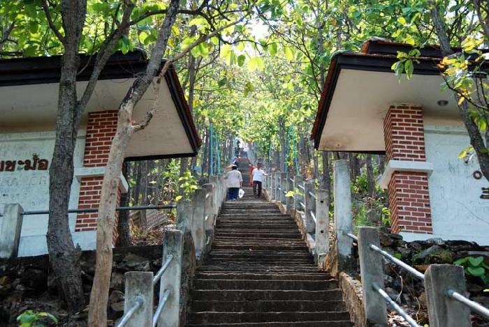 Photo by :: ����ǧ