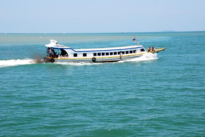 Photo by :: ลมหลวง