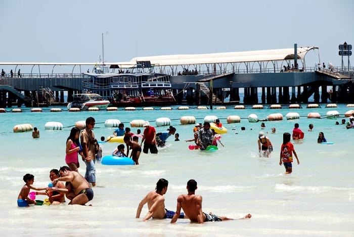 Photo by :: ลมหลวง