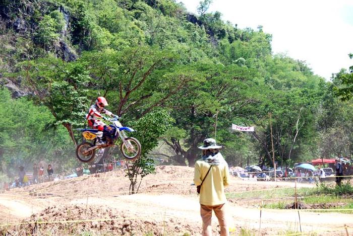 Photo by :: ����ǧ