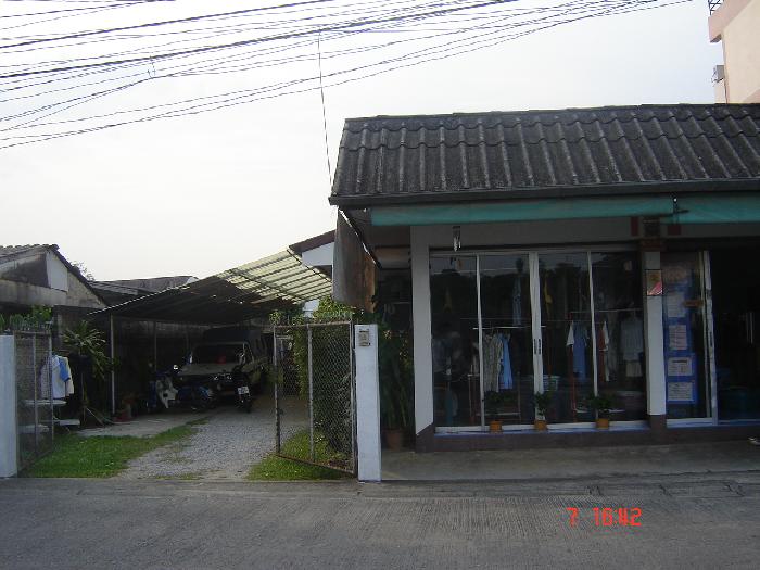 Photo by :: �س����