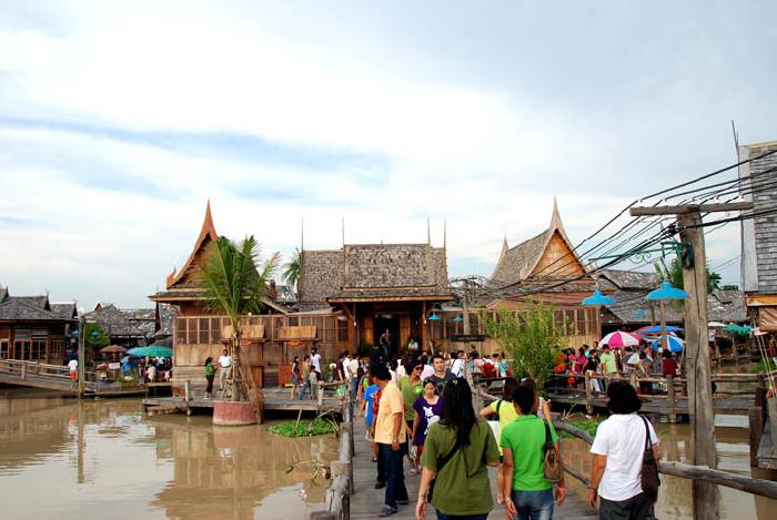 Photo by :: ����ǧ