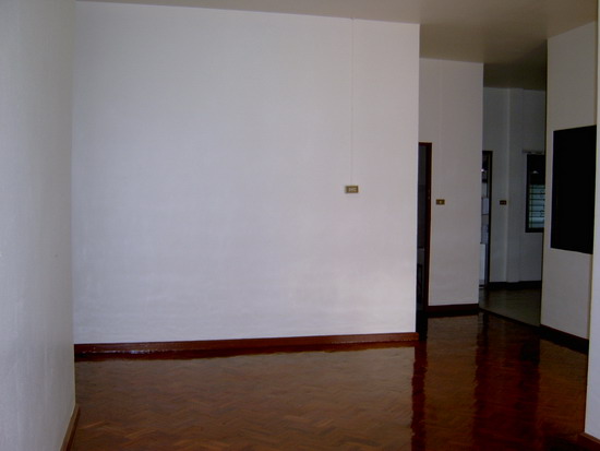 Photo by :: �����