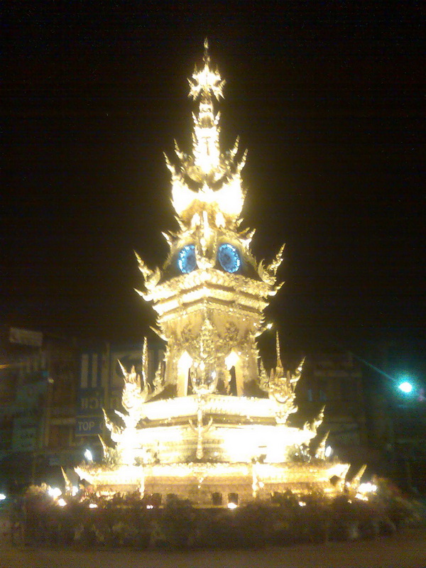 Photo by :: ���