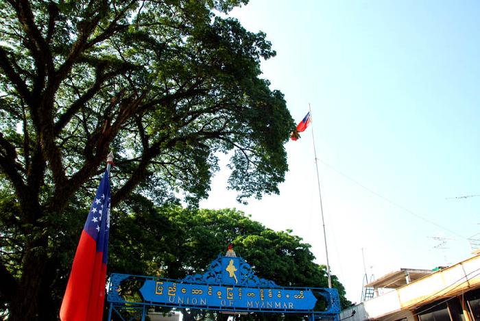 Photo by :: ����ǧ