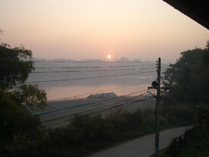 Photo by :: ���