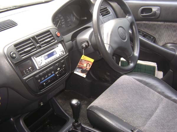 Photo by :: ���