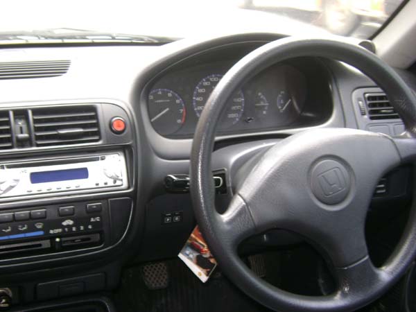 Photo by :: ���