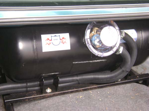 Photo by :: ���