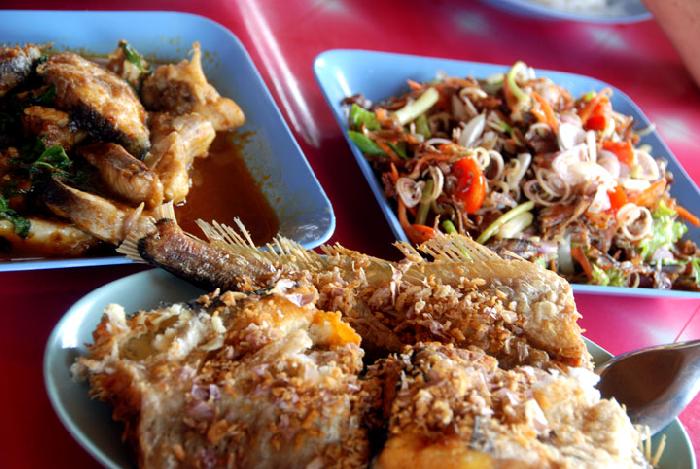 Photo by :: ����ǧ