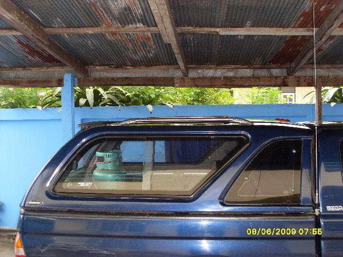 Photo by :: มิตซู