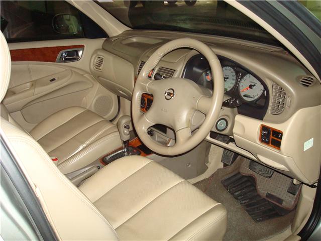 Photo by :: ���