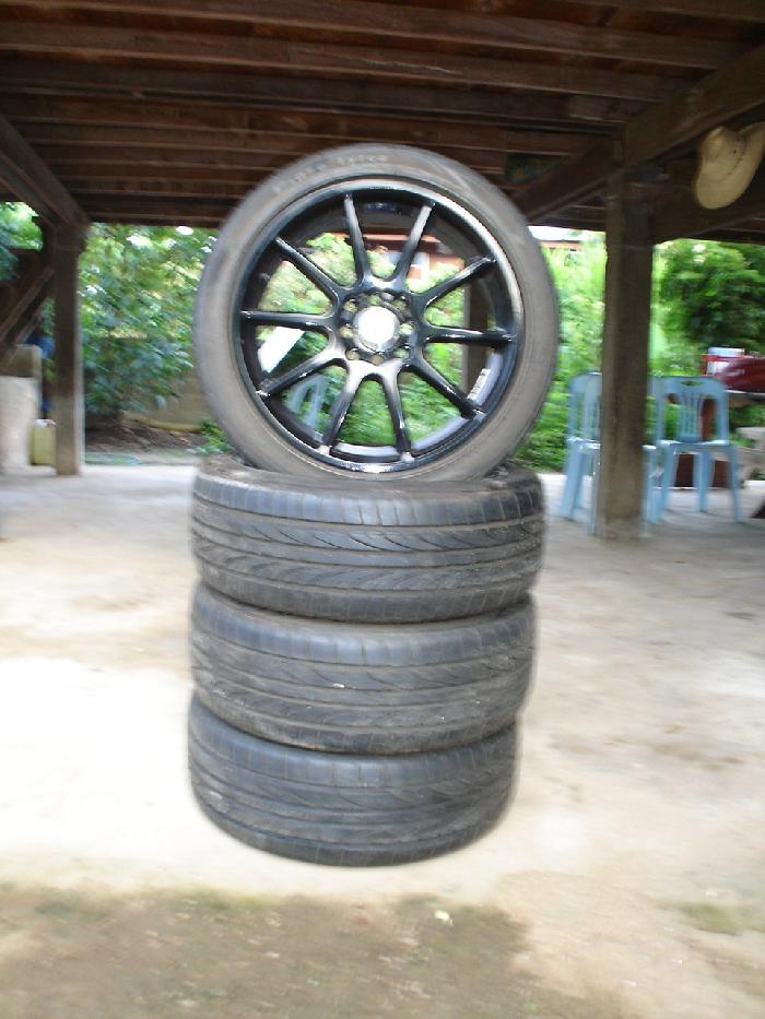 Photo by :: ���