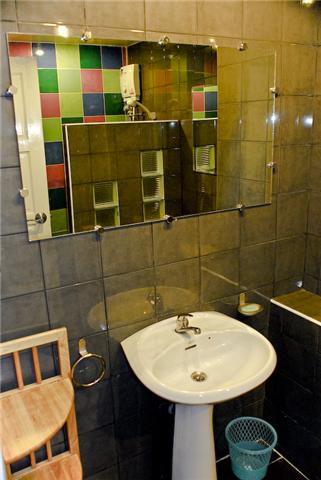 Photo by :: สันติ