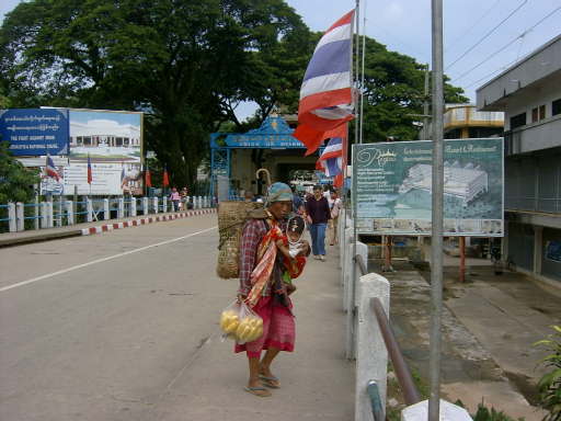 Photo by :: ����ǧ