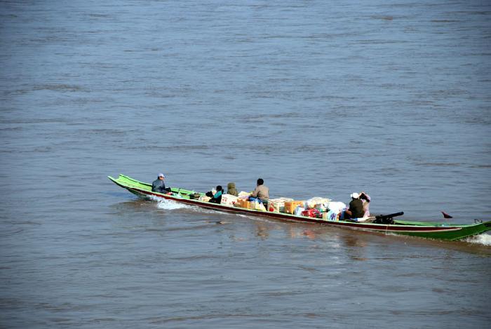 Photo by :: ����ǧ