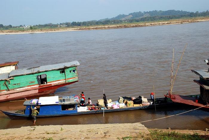 Photo by :: ����ǧ