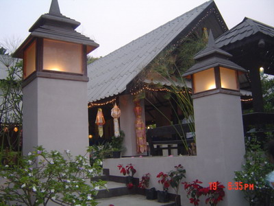 Photo by :: �١���