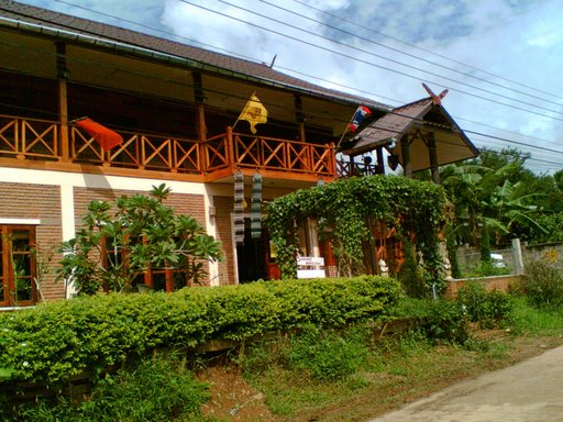 Photo by :: ���