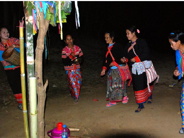 Photo by :: ลมหลวง