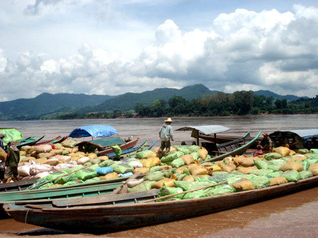 Photo by :: ����ǧ