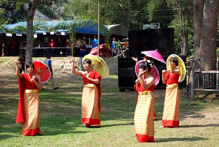 Photo by :: ลมหลวง