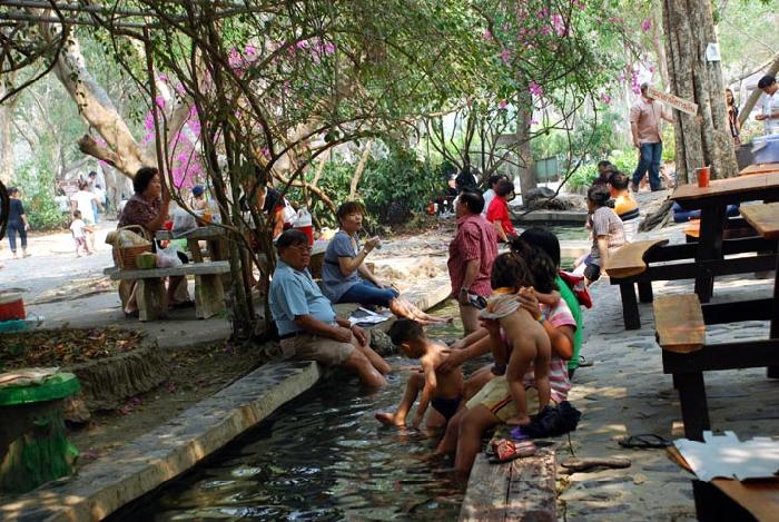 Photo by :: ����ǧ