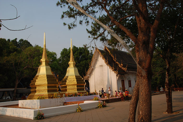 Photo by :: �ԧ���