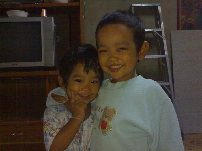 Photo by :: ����