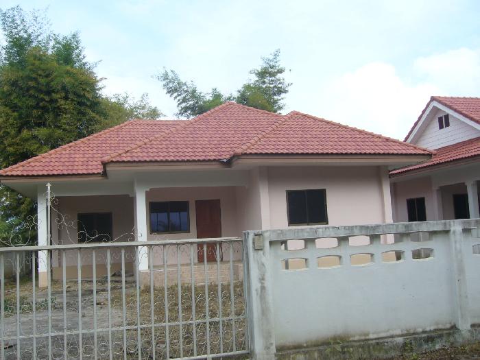 Photo by :: ���