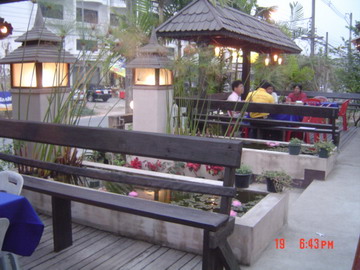 Photo by :: �����