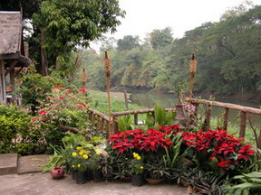 Photo by :: อาภากร