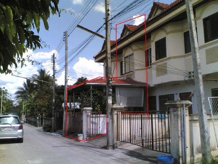 Photo by :: กอย่า