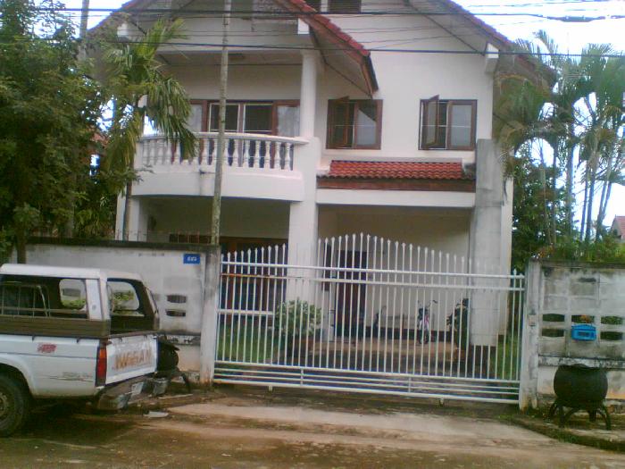 Photo by :: �س��