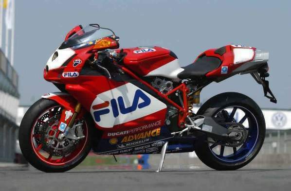 Photo by :: �Ҥ���