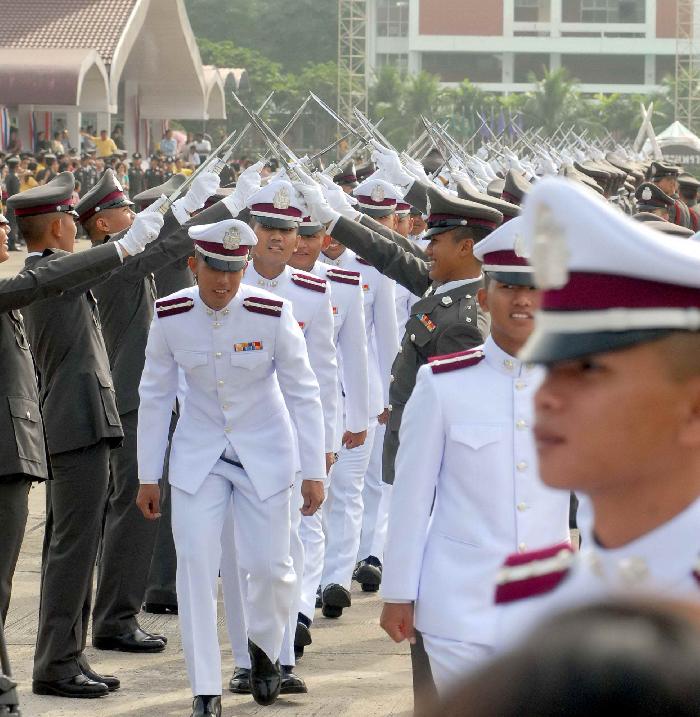 Photo by :: �����