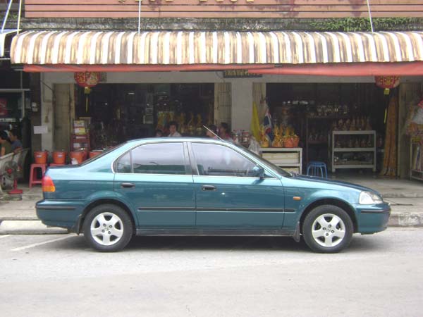 Photo by :: ���